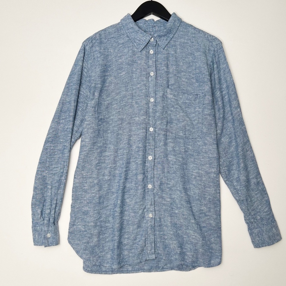 Gap Shirt Button Up Women's L Blue Linen Rayon Chambray Beach Vacation